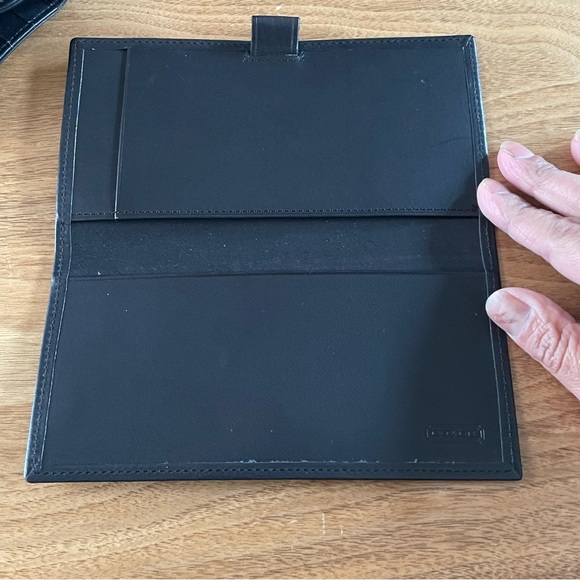 Vintage Coach wallet with checkbook holder - Picture 11 of 14